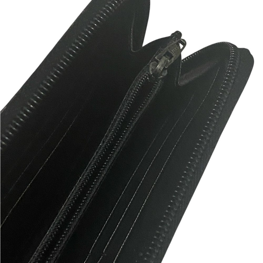 Prada Black Zipper Wallet - Picture 4 of 6
